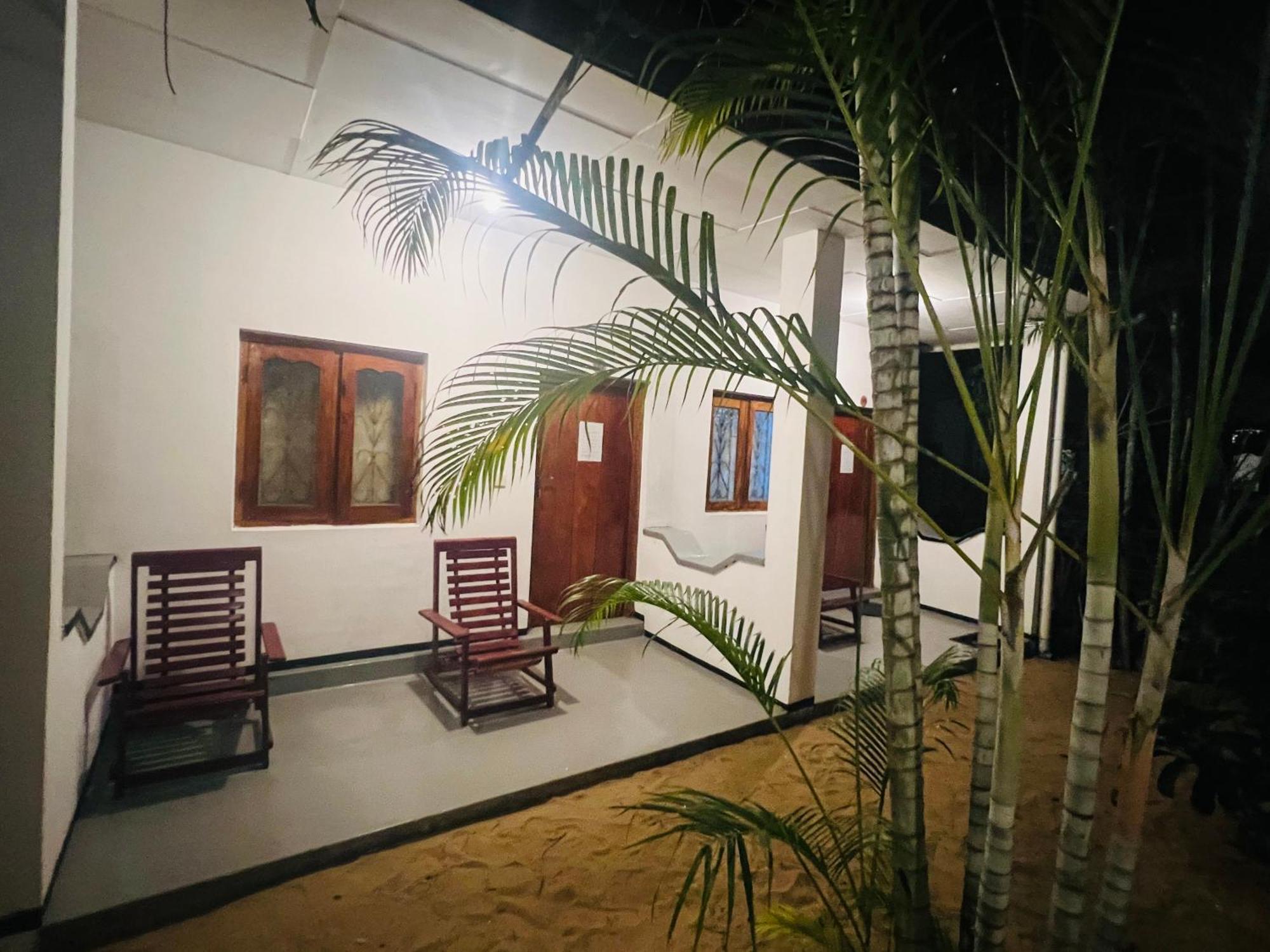Moxy Bay Arugambay Hotel Arugam Bay Eksteriør billede